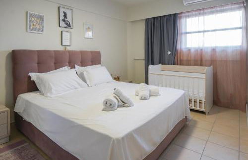 Theo and MS Luxurious Apartments by Filos Inc - Foto 35