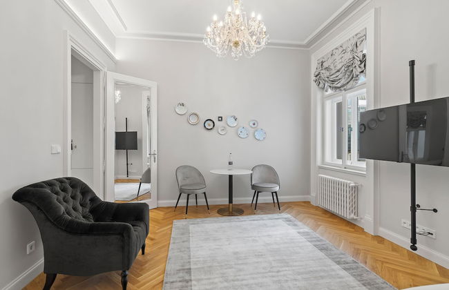 Vodičkova Luxury Suites - Photo 14