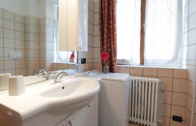 Family Retreat Near Garda - Photo 17