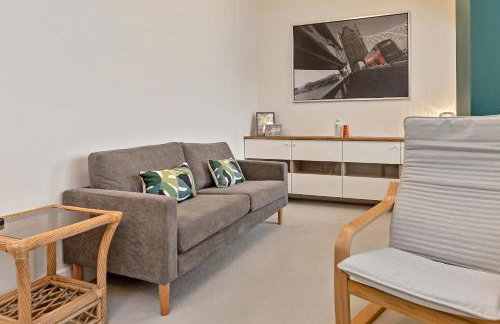PRIME CITY CENTRE MK STAY, Stylish Spacious Apartment, AIR CONDITIONG, Two bathrooms, FREE GATED ALLOCATED PARKING & Lift access - Foto 43