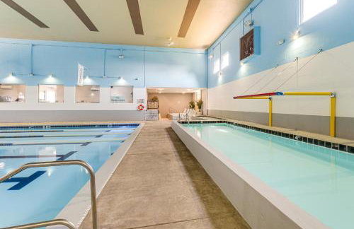 Beach and Pool Access Smith Mountain Lake Getaway! - Foto 23