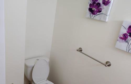 Lovely Home - Relaxing- with many Amenities & Pool - Foto 11