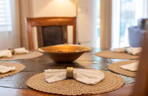 Beautiful Lake View Pool House Brand new Hot Tub - Foto 37