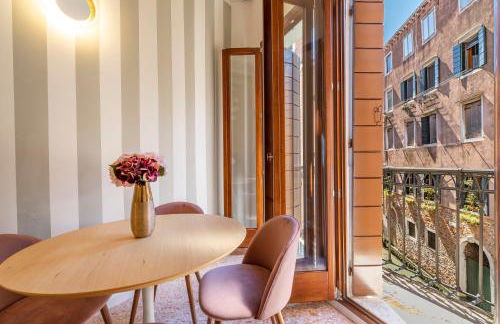 Querini Suite-Balcony on canal, close to San Marco - Foto 10