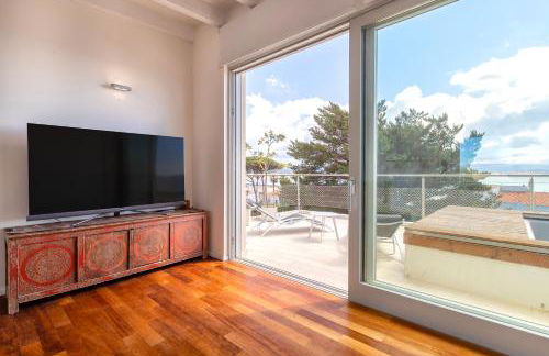 Luxury Seafront Villa with Rooftop Pool & Stunning Sea Views - Foto 75