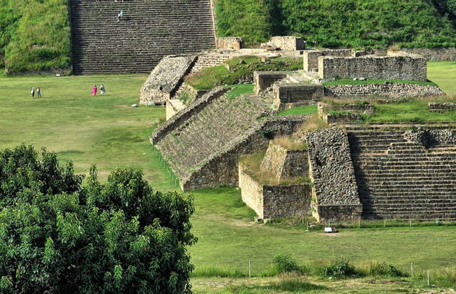 Mount Alban Day Trip - Photo 1