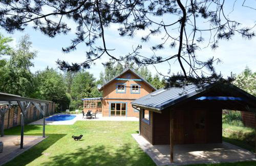 Large Holiday Villa With Sauna, Jacuzzi and Pool - Foto 62