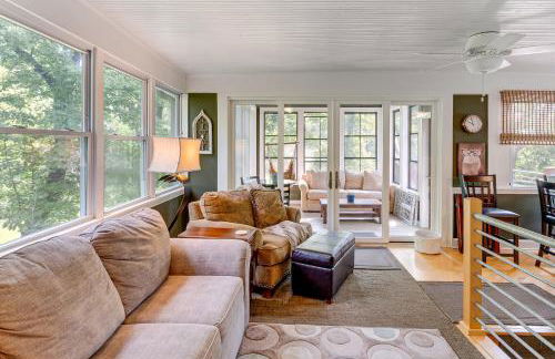 Lake Geneva Family Gem with Fenced Dog Run! - Foto 14