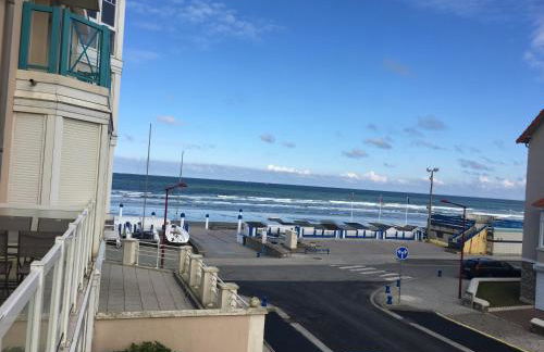 LE BON ENDROIT en bord de mer, vue mer et wifi - Foto 42