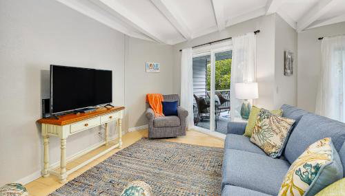 Steps to East Beach & Pet Friendly w/ 2 King Beds - Foto 5