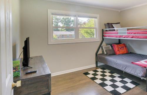 Family-Friendly Blacksburg Retreat with Playground! - Foto 18