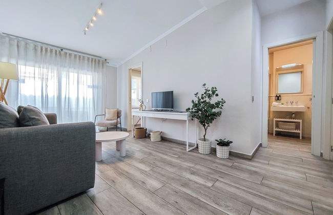 AZZ Sevilla Torre de la Plata - Foto 62