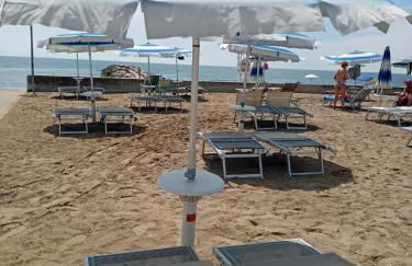 Apartment Mare45 - 10 minutes walk from the beach with one private ombrella and two sun-beds - Foto 3