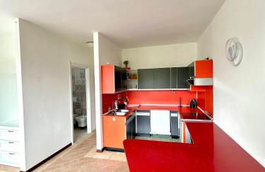 Apartment with swimming pool - Photo 8