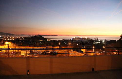 Estaque Cozy nest with a magical view of the sea - Foto 22