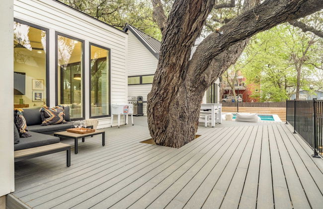 Modern Retreat w/ Pool, Guest House & Deck Lounge Henley by Avantstay - Foto 41