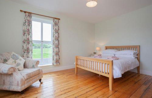 Beautiful mountain views & private hot tub - Foto 26