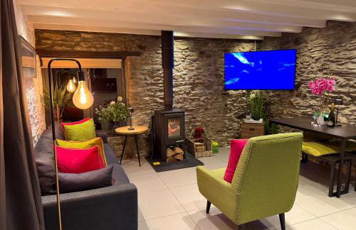 Sunridge Fishing Lodge with Hot Tub & Giant Cinema - Foto 44