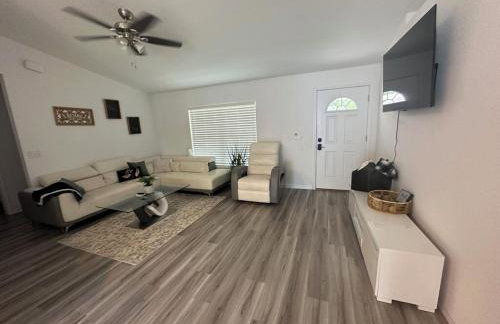 3 Bed 2 Bath Sleeps 6 Pool Retreat in Eustis, FL!!! - Foto 5