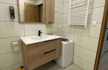 T2 à 150m du village - Foto 9