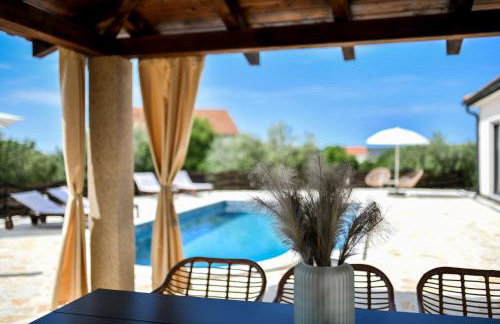 Wonderful Holiday House Bruno with pool - Photo 4