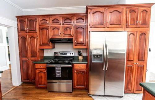 29th Street Trendy Lakeview Craftsman 8 - Foto 31