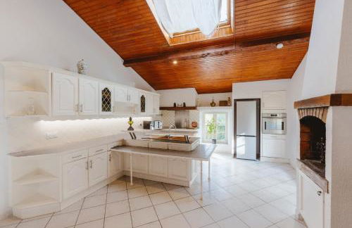 Aile château de Saint-Sarnin pour 10 personnes avec piscine - Foto 12