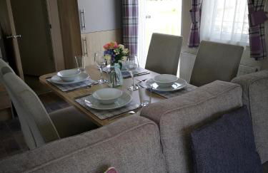 Lake Escape - Hoburne Cotswolds - Foto 36