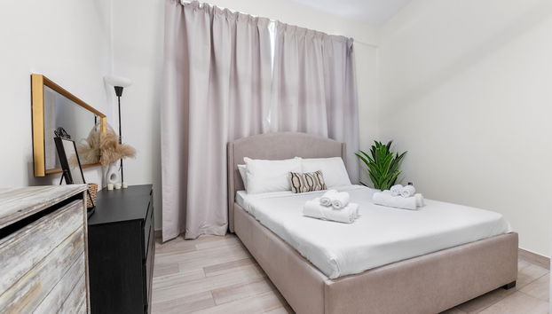 Waves - Stylish 1BR in JVC with Balcony & Pool - Foto 3, Habitación