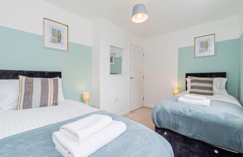 4-BedHaven in Fawley Perfect for ExtendedStays! - Foto 4