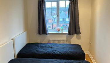 2 Bed 2 Bathroom Apartment central location - Foto 5