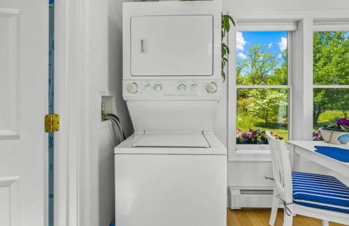 Bright and Cozy with Patio Grill and near the Beach and Golf - Photo 20