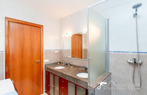 Amazing views Villa Alizee with private pool sea views and Air Conditioning - Foto 21