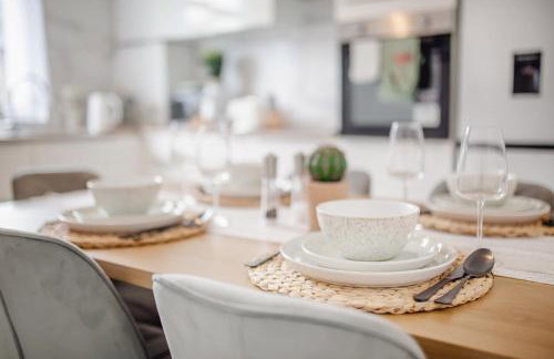 White Marble Residence Free Parking 12PPL - Foto 19