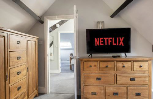 Beautiful Secluded 2 Bedroom Coach House - Foto 40