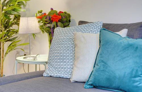 Modern 2 Bed House Sleeps 6 Southam Town Centre - Inspire Homes Ltd - Foto 15