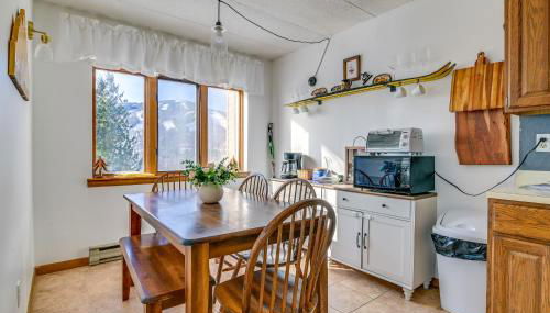 Bearfoot Apres Mtn-View Condo Less Than 1 Mi to Mt Snow! - Foto 2