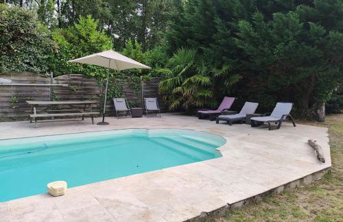 Maison au calme sur grand terrain avec piscine - Foto 22