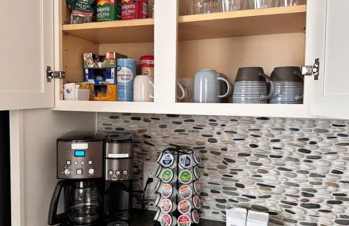 Canal-Front Home on 73ft Dock! - Foto 4