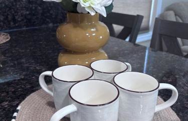 Luxury 3 BedRoom Apartment with Private Entrance plus Free Parking - Foto 44