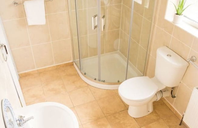 3-bed House in Clonmany With Panoramic Hillside Se - Foto 21