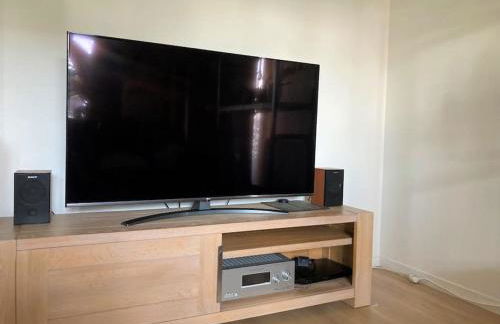Appartement 87 m2 - 3 chambres - 6 personnes - Proche Paris - Parking gratuit - Foto 2