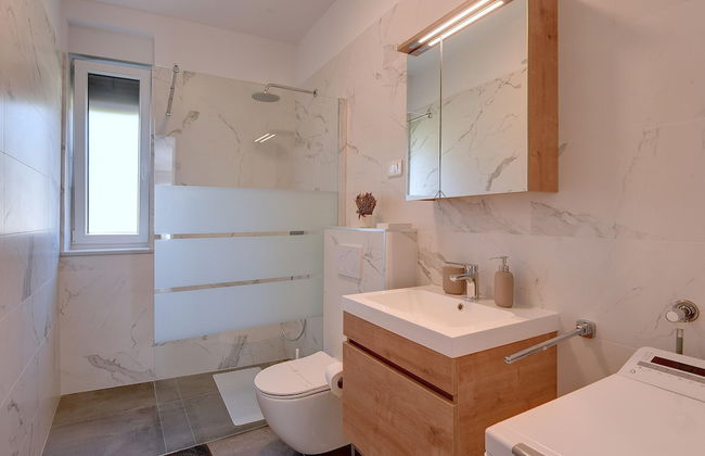 Apartment in Croatia Near Adriatic Coast - Photo 29