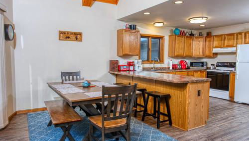 Cabin in the Woods by Simple Life Rentals - Foto 4