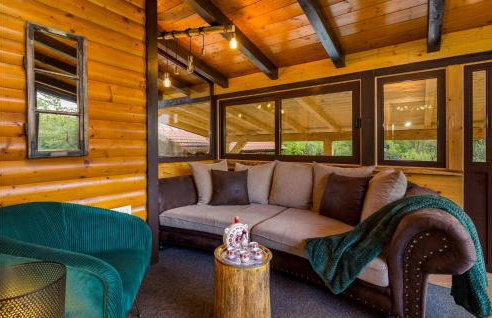 Gorgeous Home In Lovinac With Sauna - Foto 7