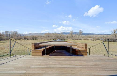 Riverfront Montana Retreat - Deck, Fire Pit and Pond - Foto 22