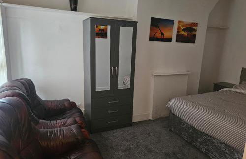 Liverpool Haven, Stylish and Spacious 3-Bedroom Apartment with City Access - Foto 17