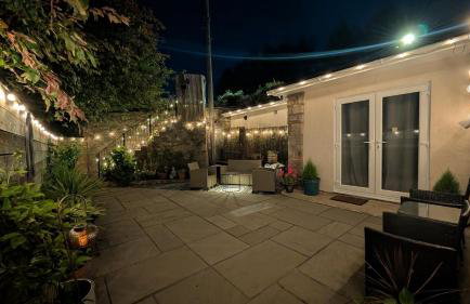 Private, Modern and Detached Garden Apartment - Foto 3
