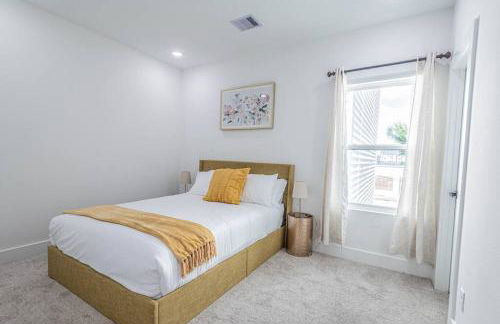 Luxury Home Near Houston Downtown & Medical Center - Photo 5