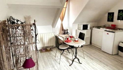 Le Cocon rouge - studio en plein centre historique - Photo 3